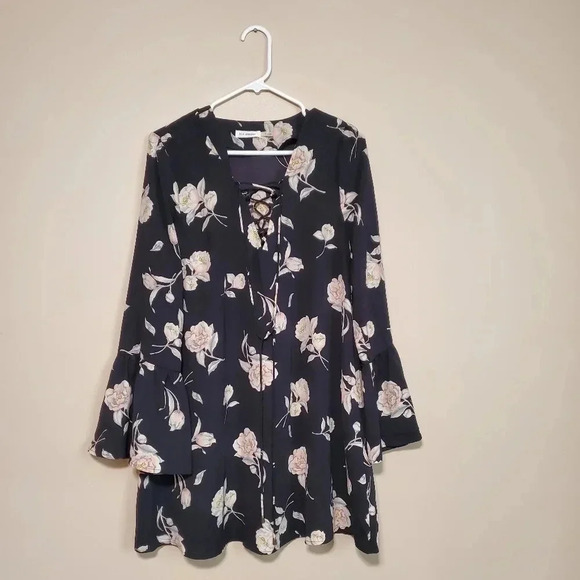 Blu Pepper Women’s Size Large Dress Ruffles Floral Flowers Black Flowy Classic - Picture 1 of 9